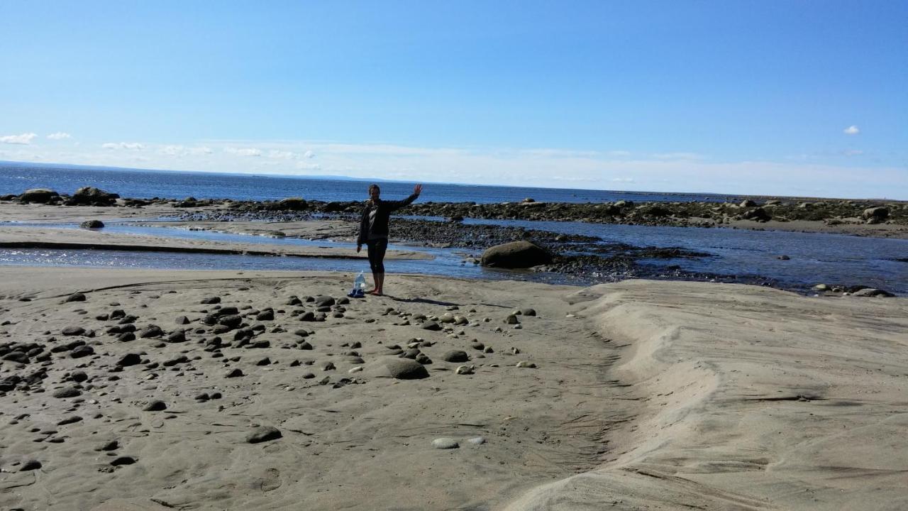 La Nef Bleue Villa Tadoussac Luaran gambar