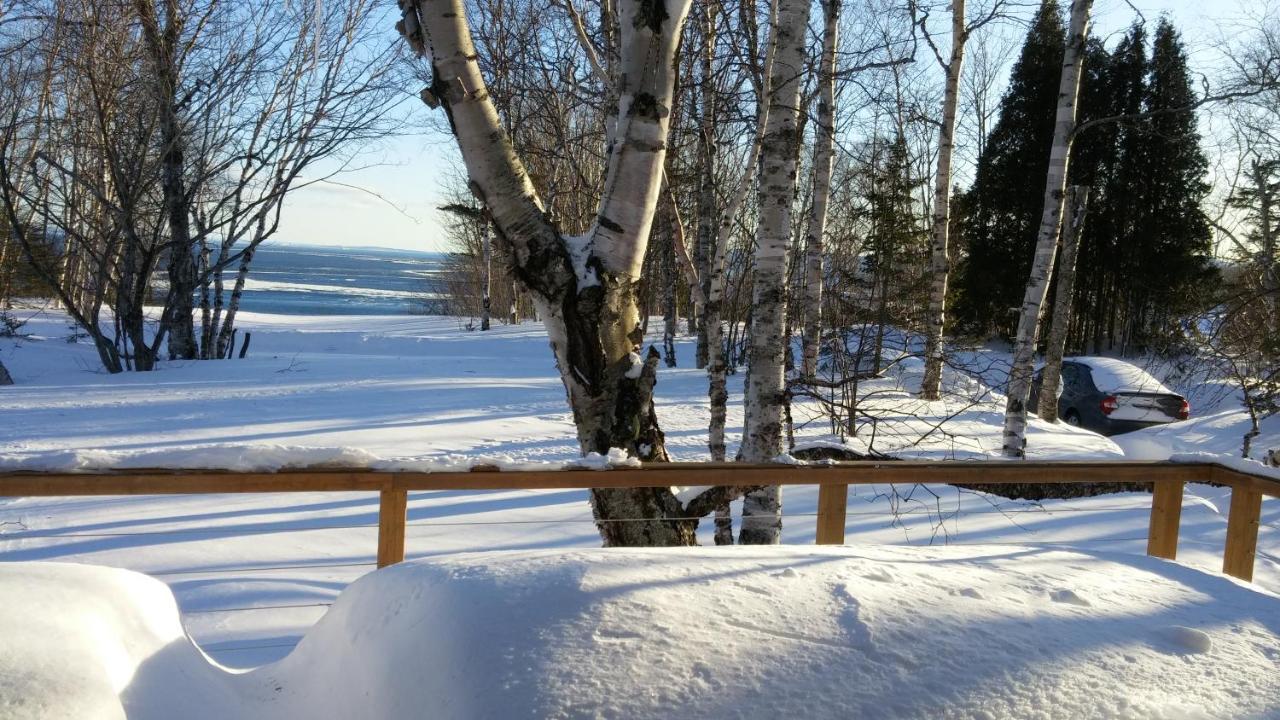 La Nef Bleue Villa Tadoussac Luaran gambar
