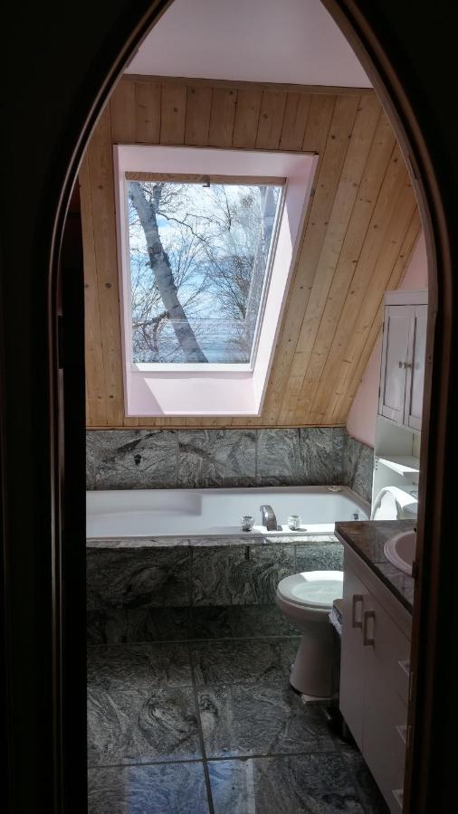 La Nef Bleue Villa Tadoussac Luaran gambar