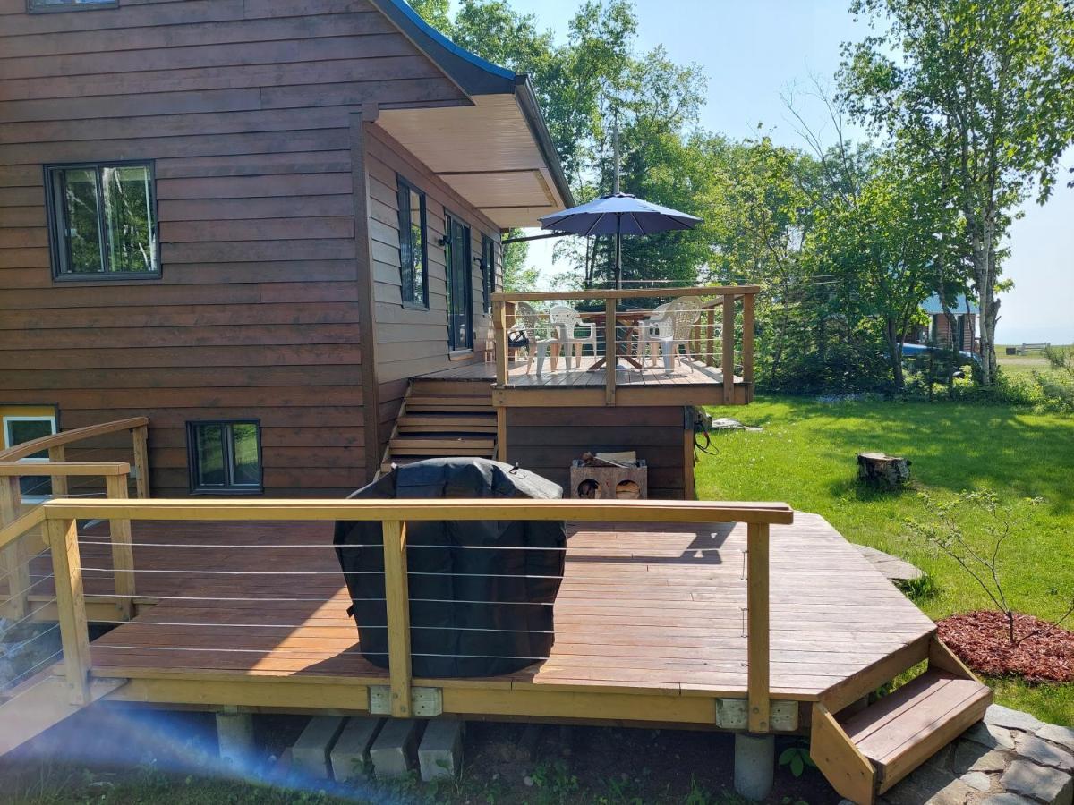 La Nef Bleue Villa Tadoussac Luaran gambar